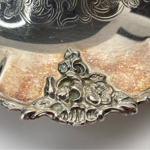 VINTAGE Victorian Flower Vase - Picture 13 of 14